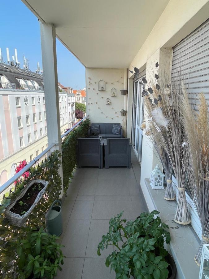 Guest Room "We Are With You In This Flat" Strasbourg Kültér fotó