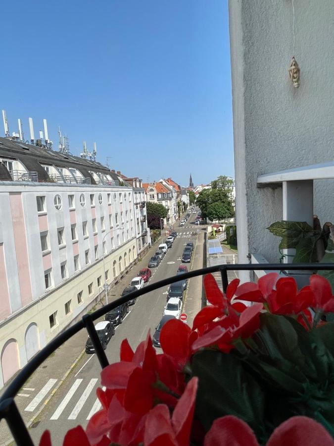 Guest Room "We Are With You In This Flat" Strasbourg Kültér fotó